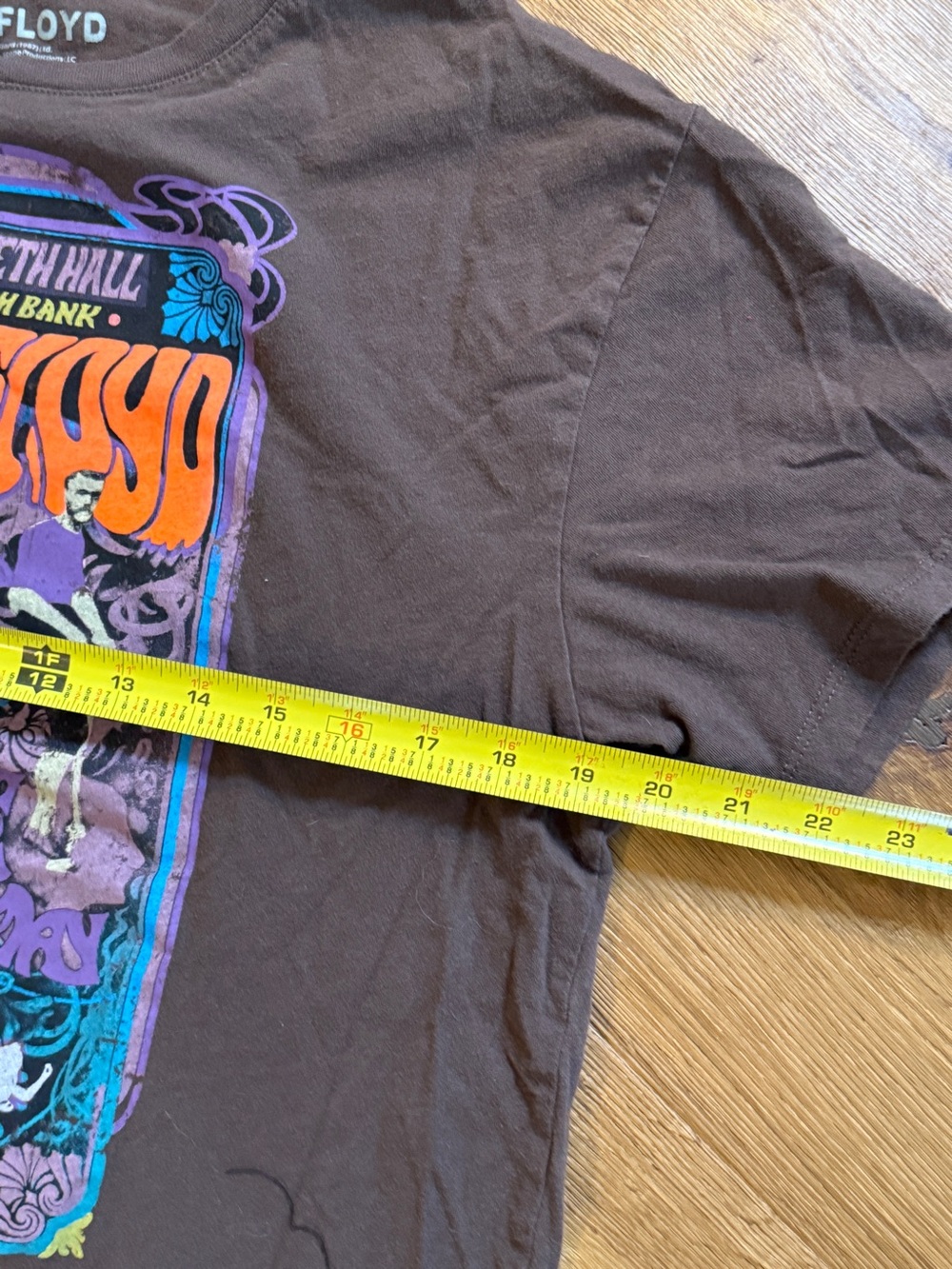 Pink Floyd Black Tee with Vibrant Multicolor Psychedelic Poster Graphic - Picture 5 of 6